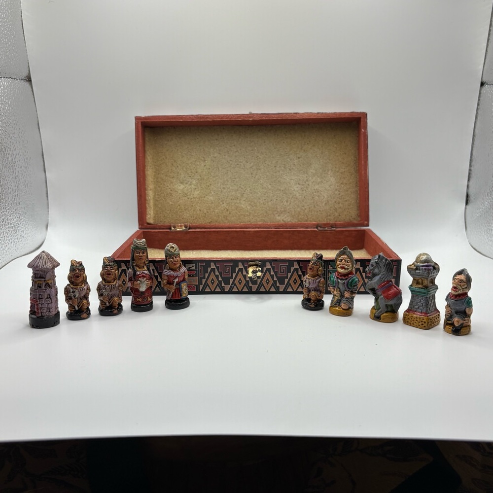 Vintage Peruvian Inca Chess Set Hand Painted Wooden Box Bent Clasp Missing Piece